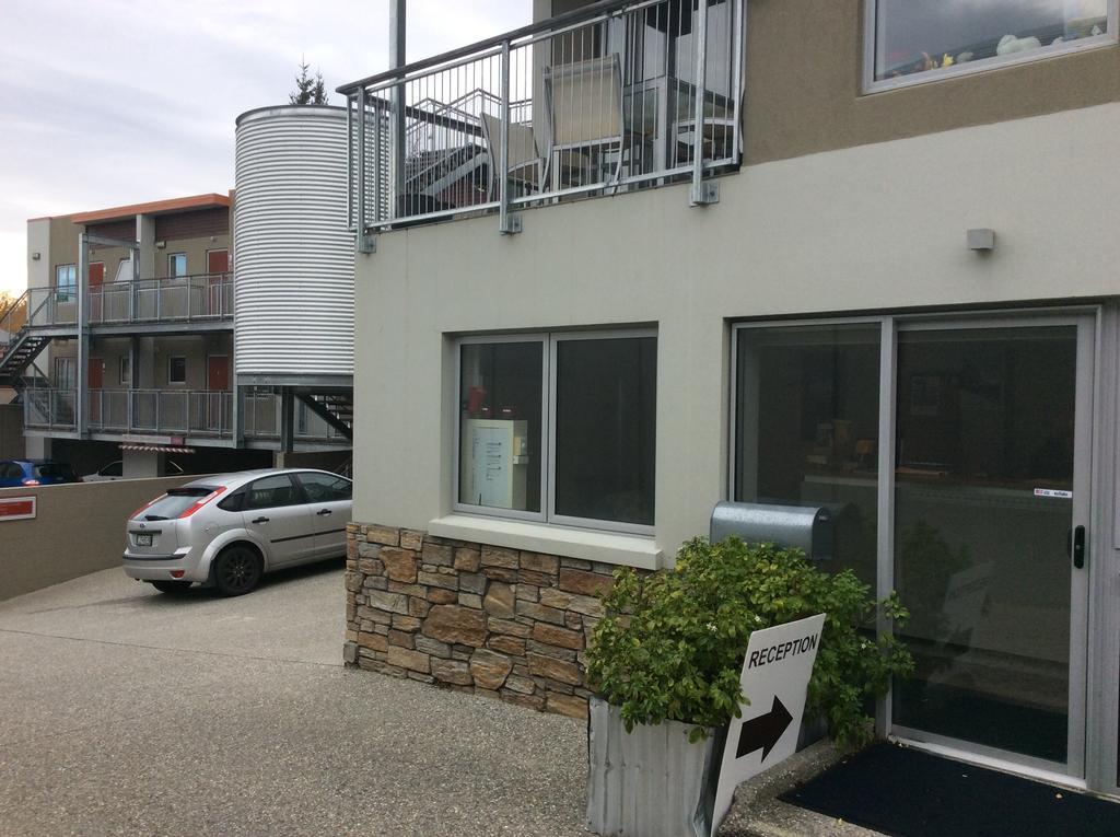 Wanaka Edge Apartments Екстер'єр фото